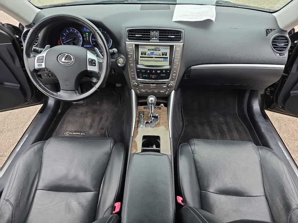 Lexus IS 250 4dr Sport Sdn Auto AWD 2011