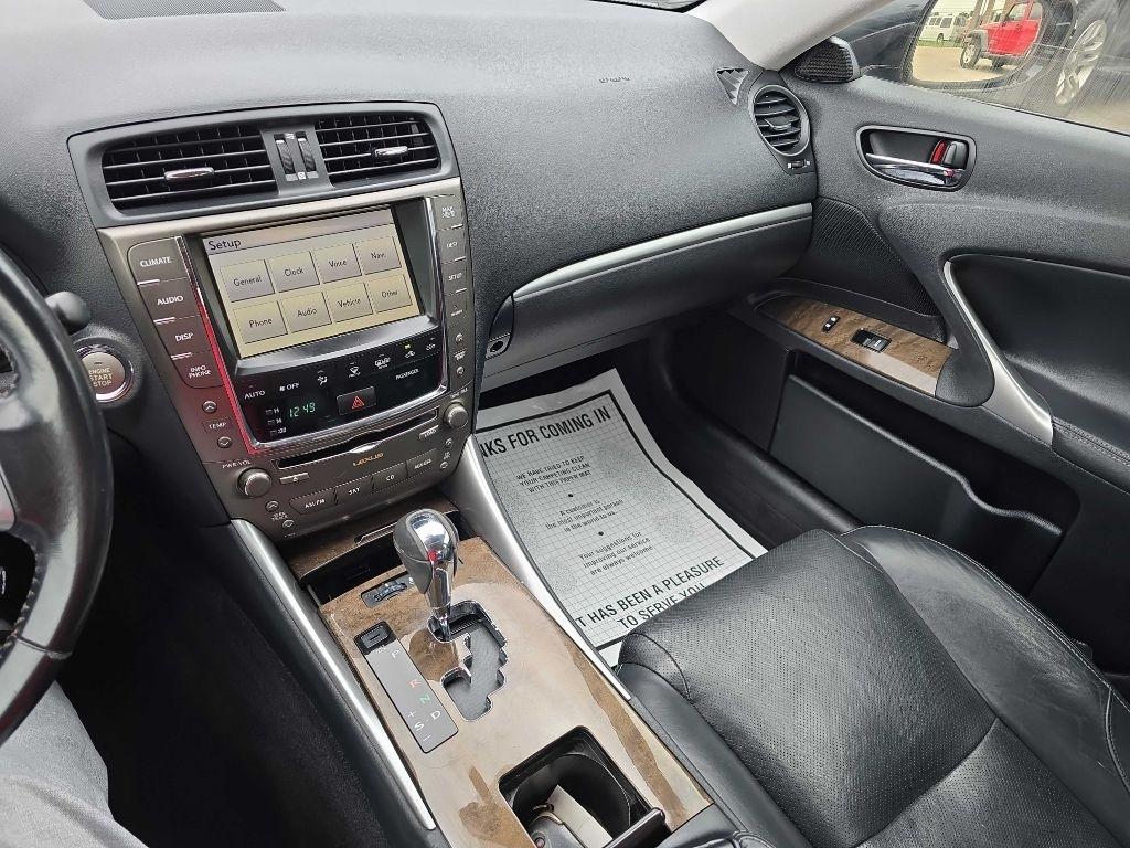 Lexus IS 250 4dr Sport Sdn Auto AWD 2011
