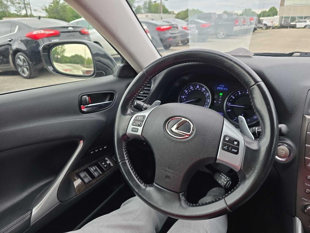 Lexus IS 250 4dr Sport Sdn Auto AWD 2011