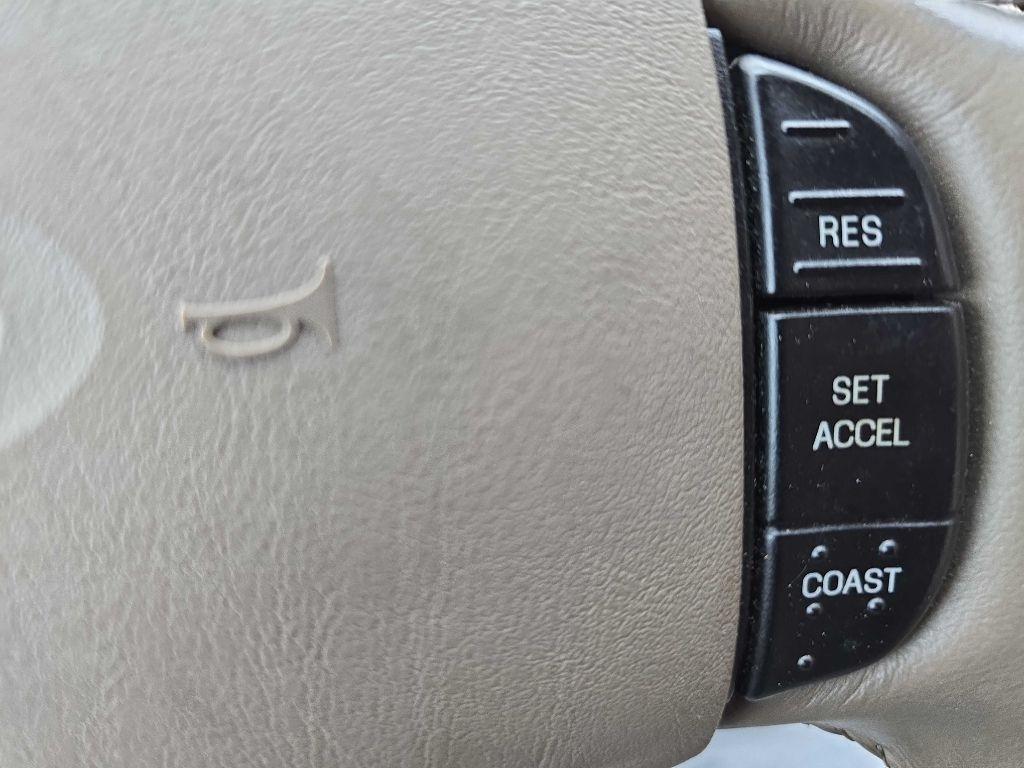 Ford F-150 SuperCrew 139" King Ranch 4WD 2003