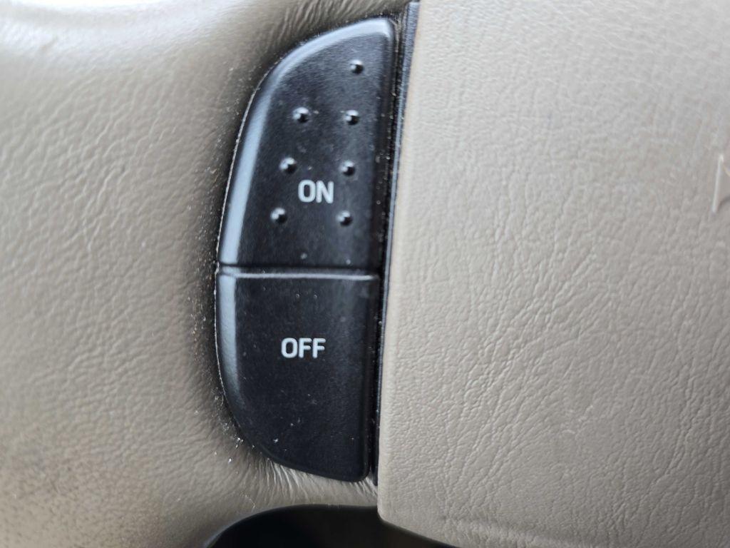 Ford F-150 SuperCrew 139" King Ranch 4WD 2003