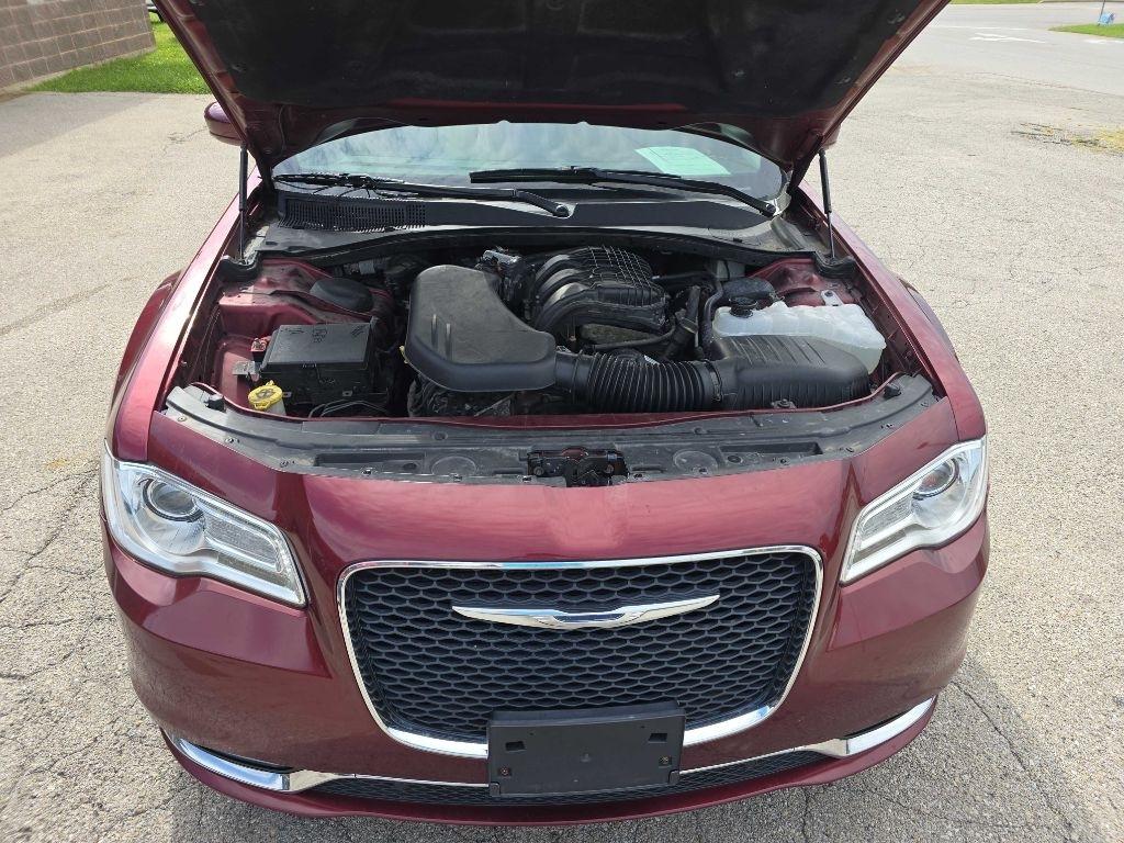 Chrysler 300 Limited AWD 2016