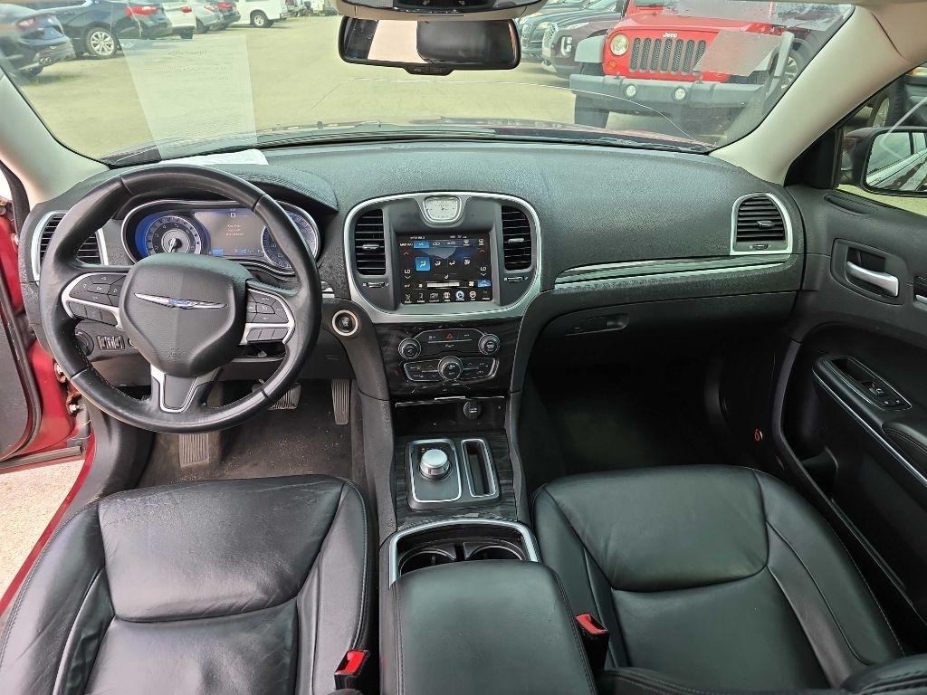 Chrysler 300 Limited AWD 2016