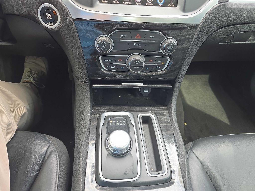 Chrysler 300 Limited AWD 2016
