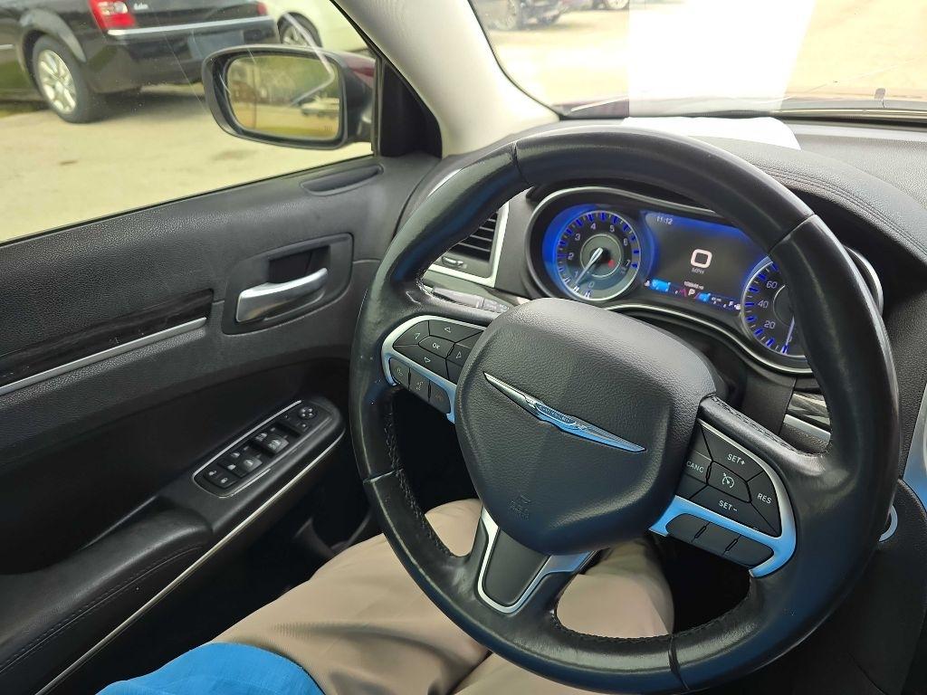 Chrysler 300 Limited AWD 2016