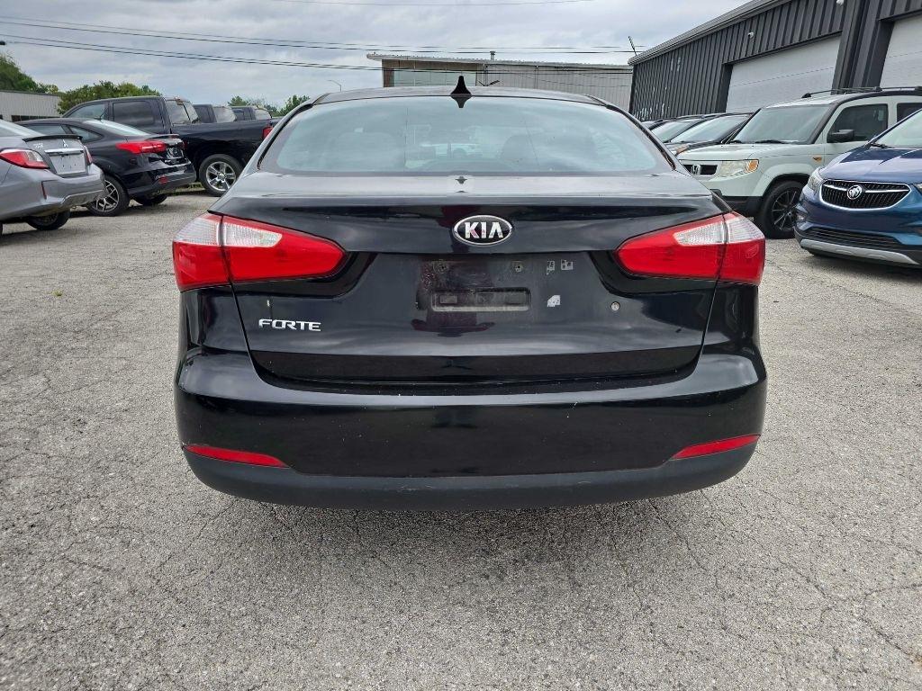 Kia Forte 4dr Sdn Auto LX 2015