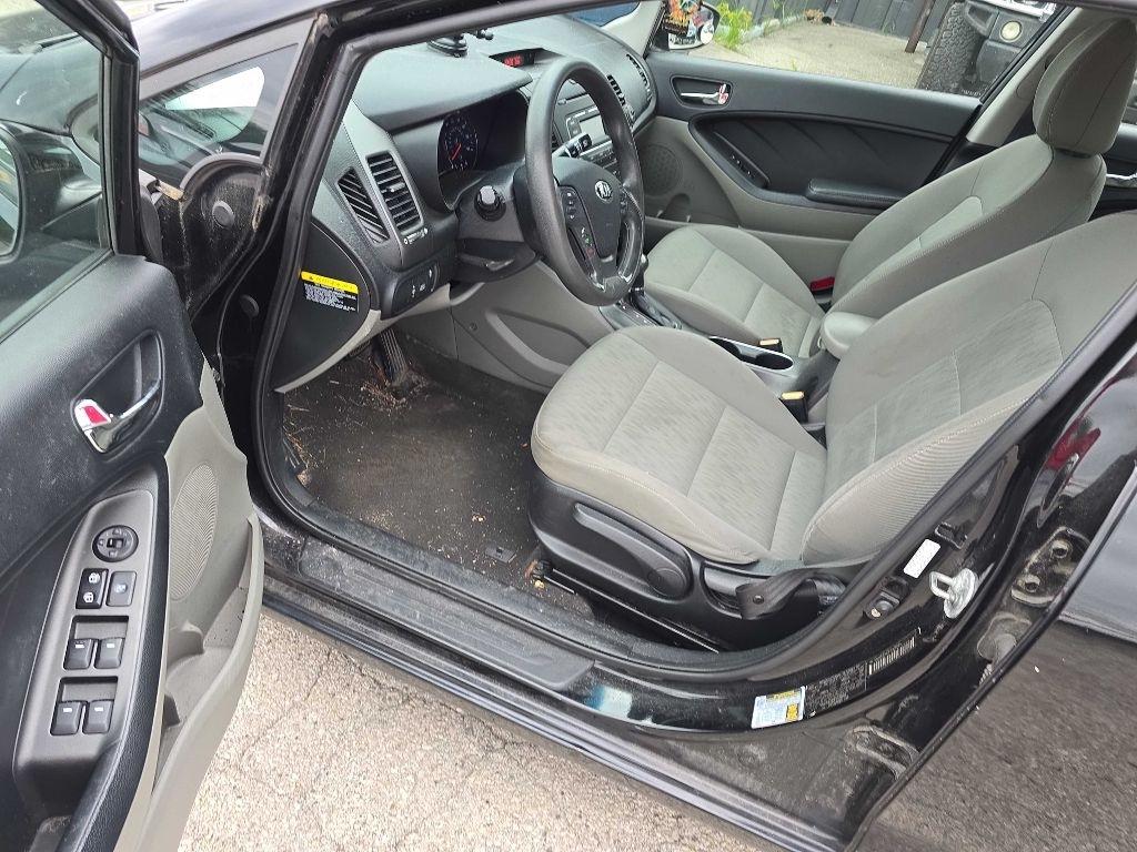 Kia Forte 4dr Sdn Auto LX 2015