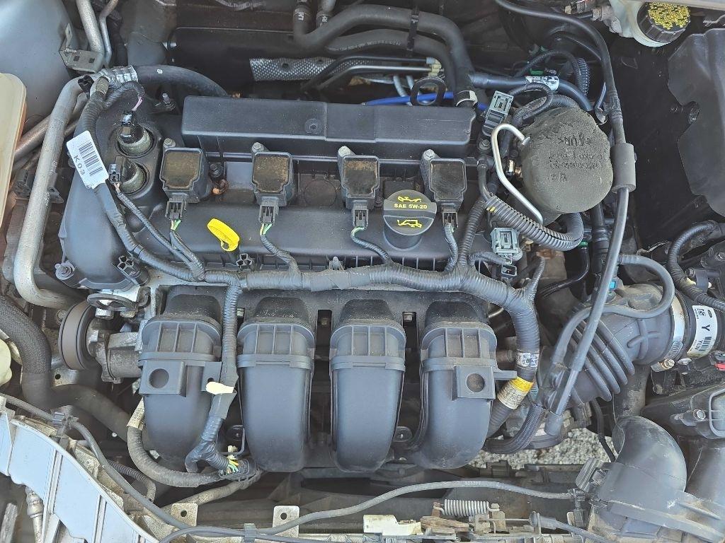 Ford Focus 4dr Sdn S 2012