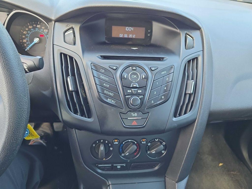Ford Focus 4dr Sdn S 2012