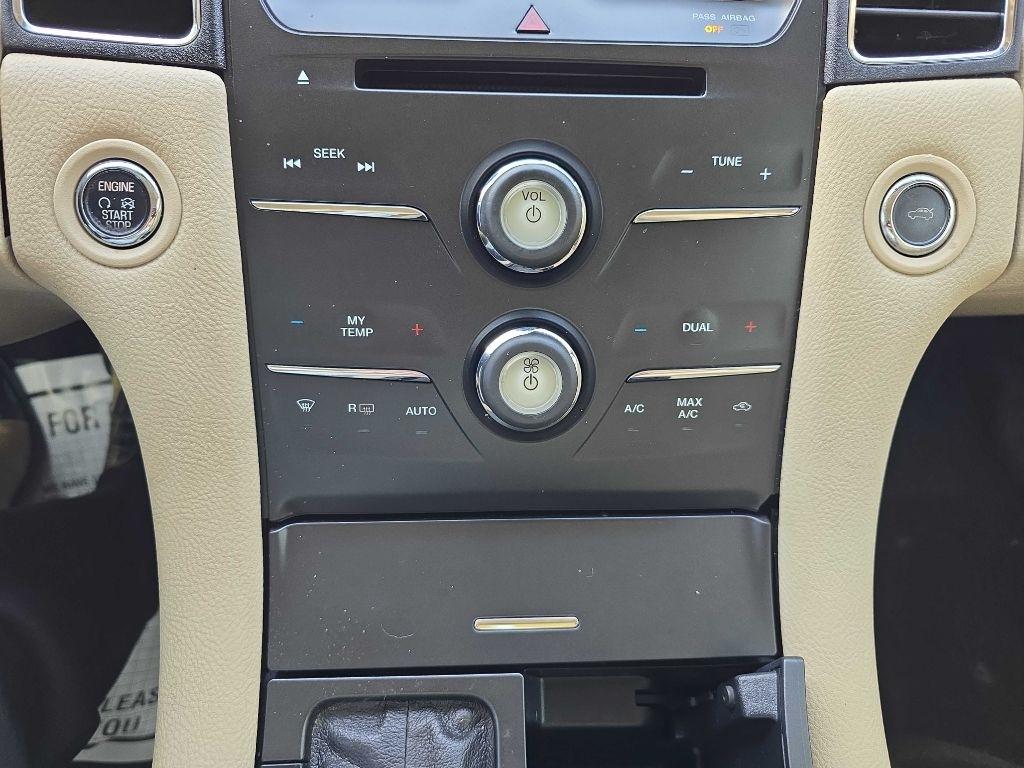 Ford Taurus SEL Premium 2015