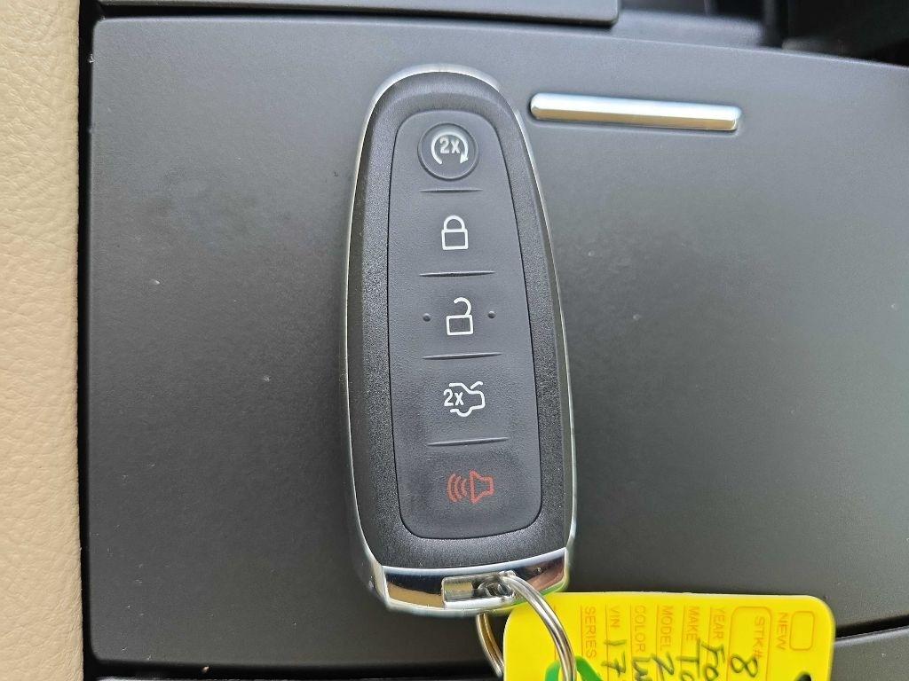 Ford Taurus SEL Premium 2015