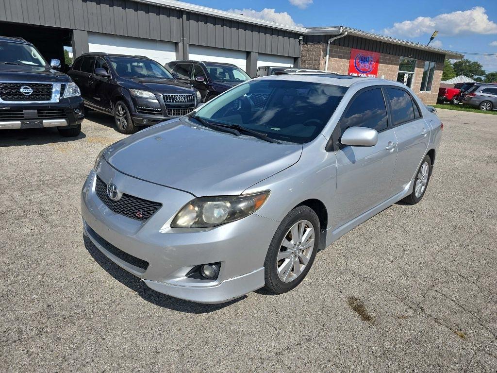 Toyota Corolla  2010