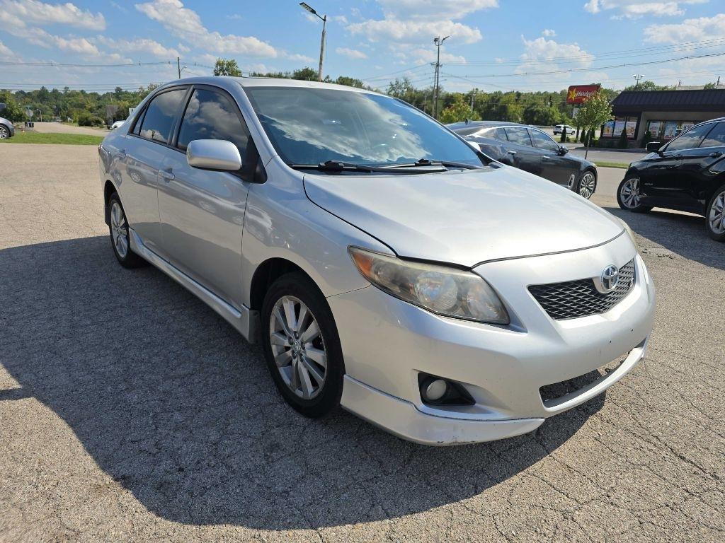 Toyota Corolla  2010