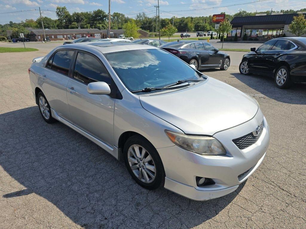Toyota Corolla  2010