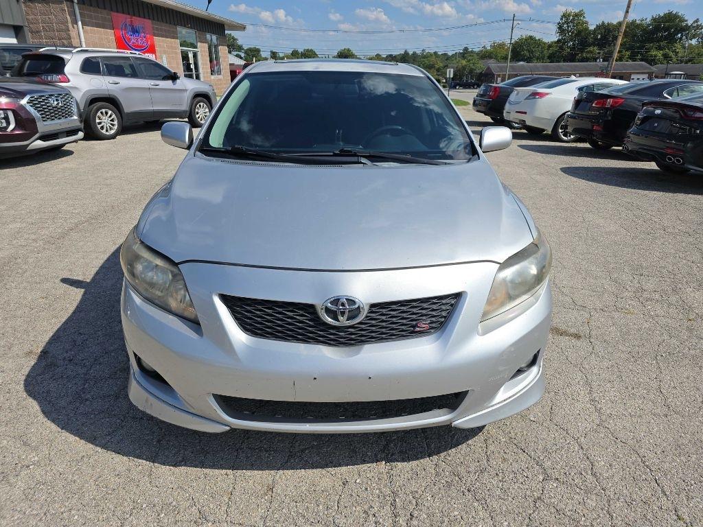 Toyota Corolla  2010