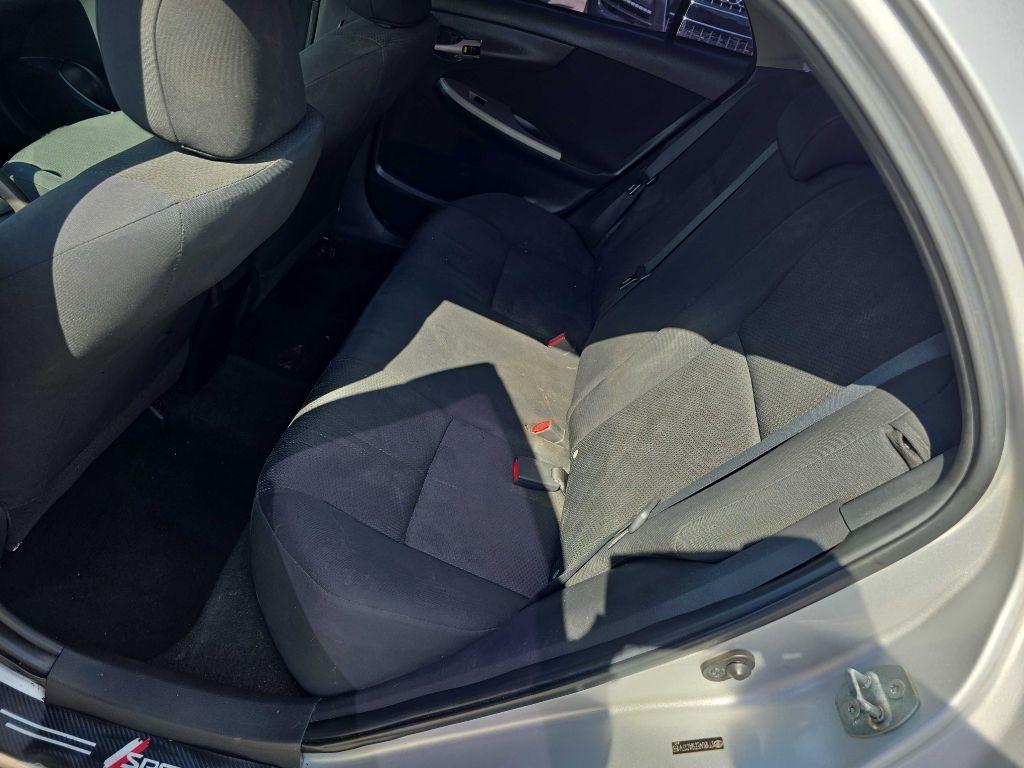 Toyota Corolla  2010