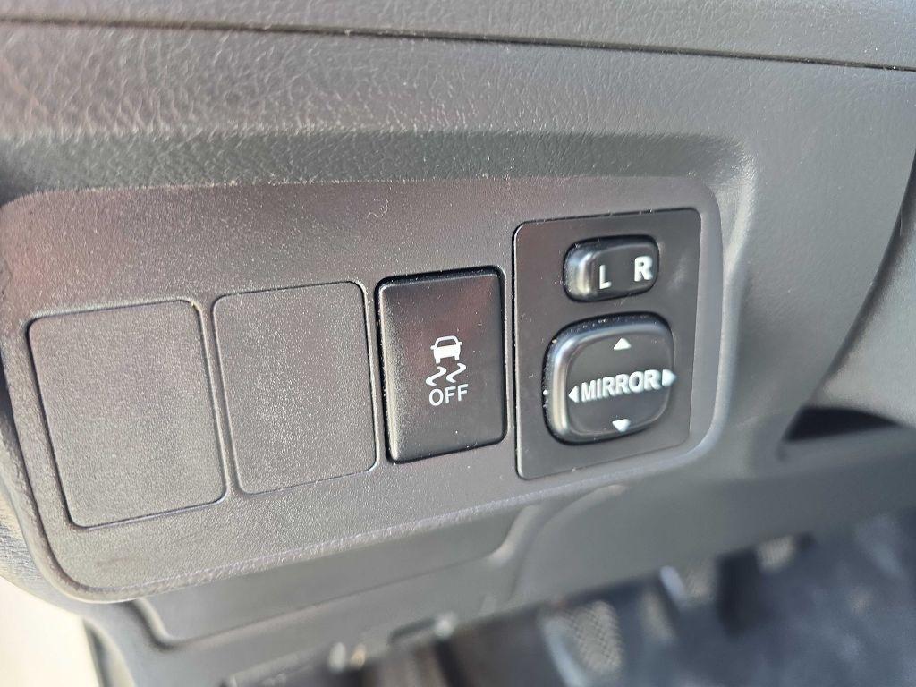 Toyota Corolla  2010
