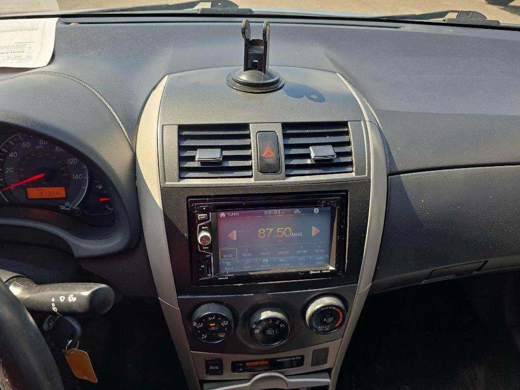 Toyota Corolla  2010