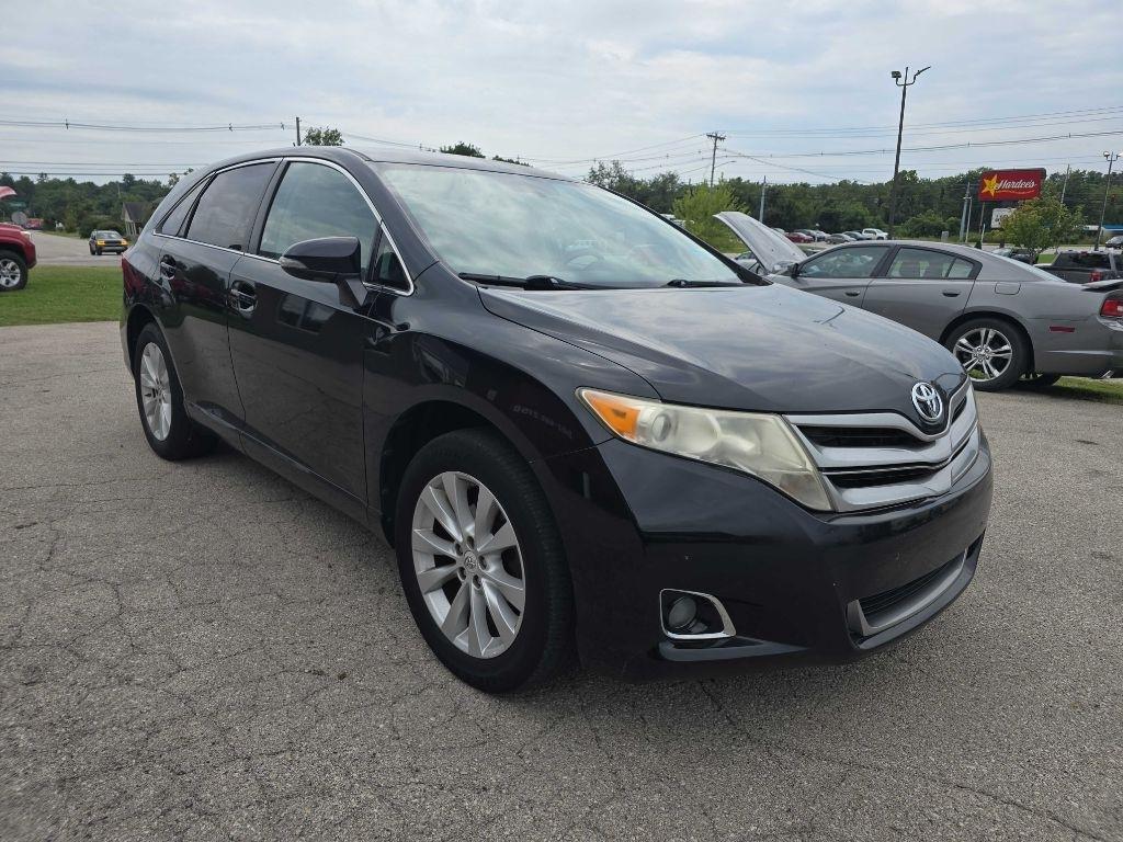 Toyota Venza LE I4 FWD 2013