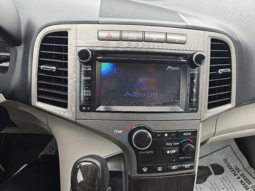 Toyota Venza LE I4 FWD 2013