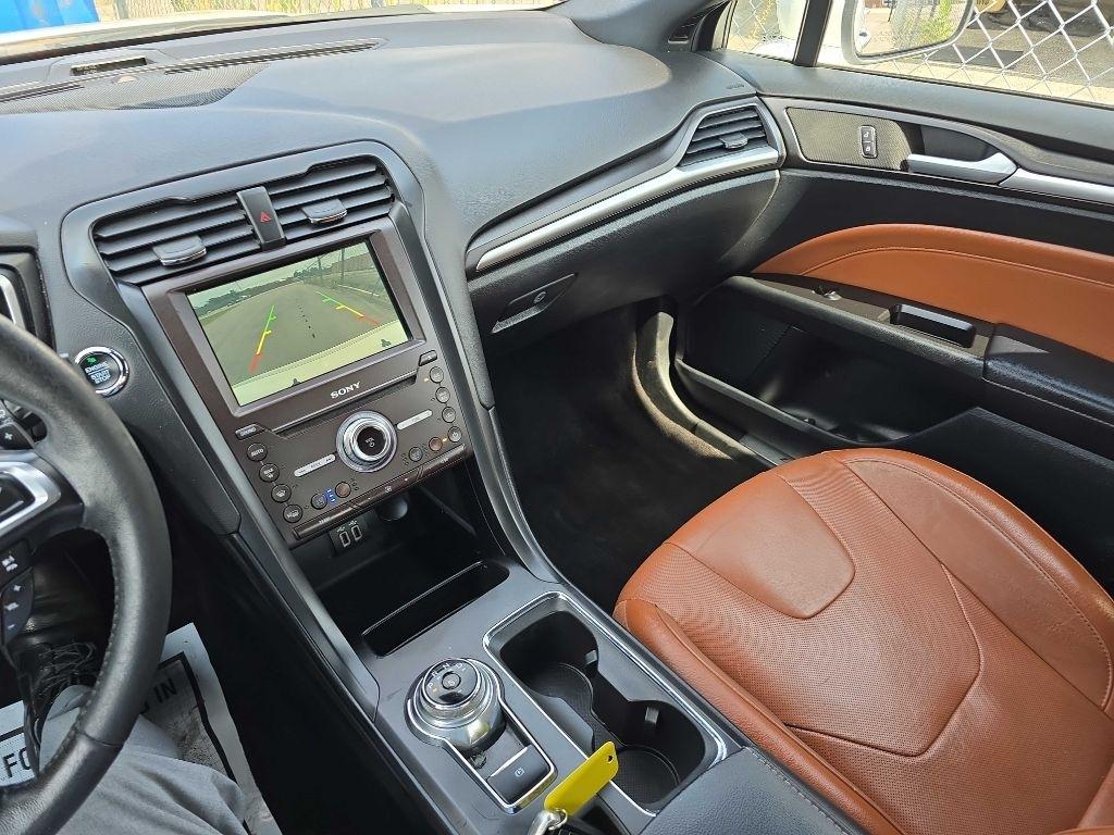Ford Fusion Titanium AWD 2020