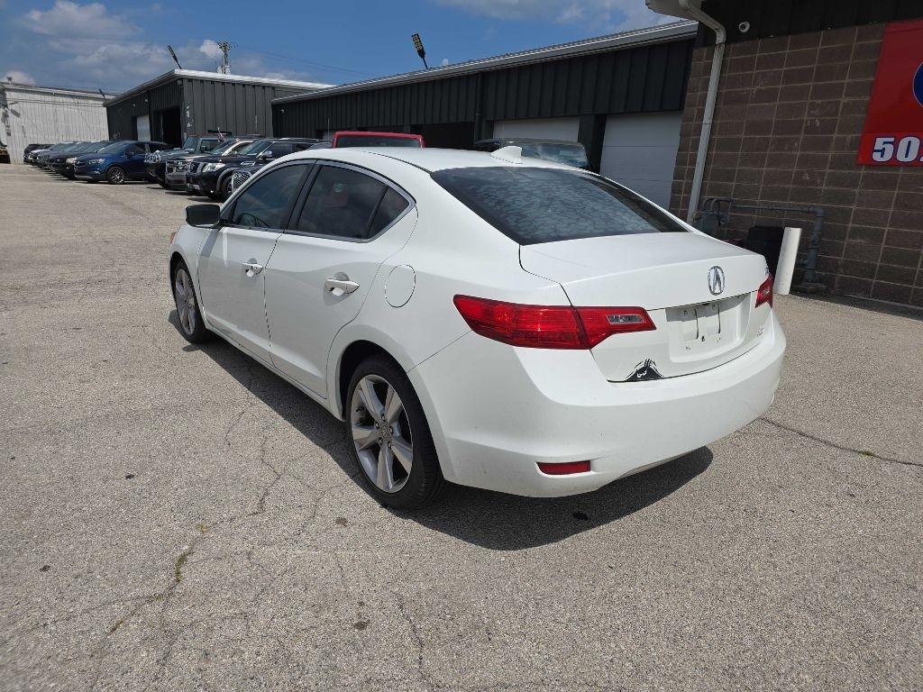 Acura ILX  2013