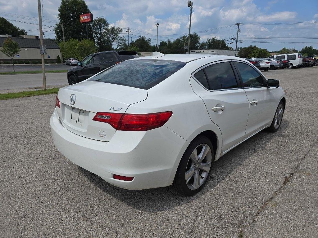 Acura ILX  2013