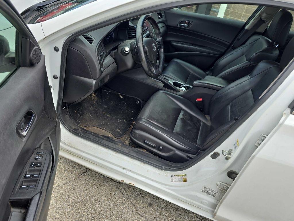 Acura ILX  2013