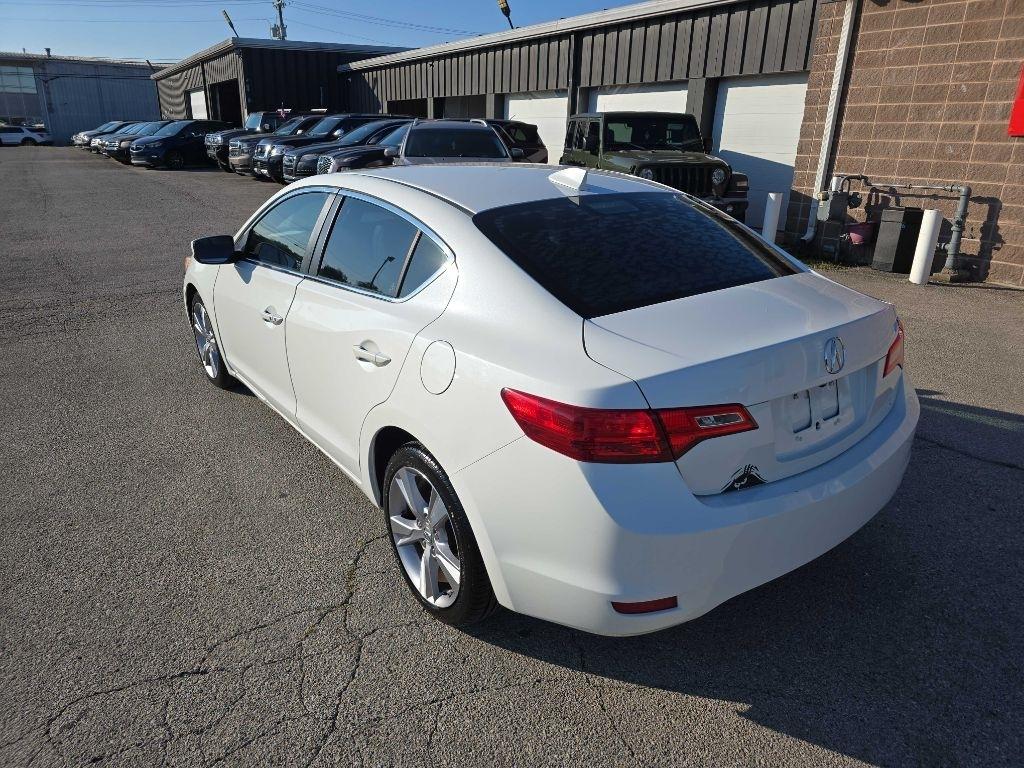Acura ILX  2013