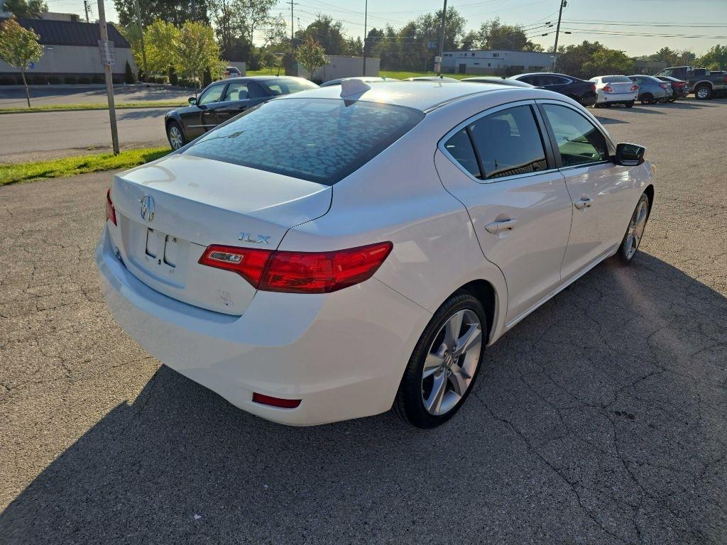 Acura ILX  2013
