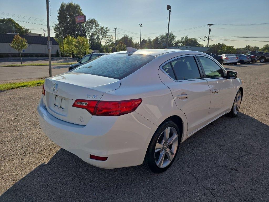 Acura ILX  2013