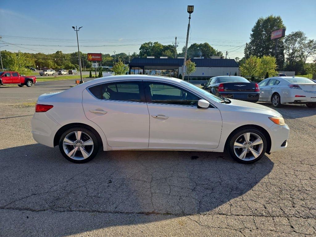 Acura ILX  2013