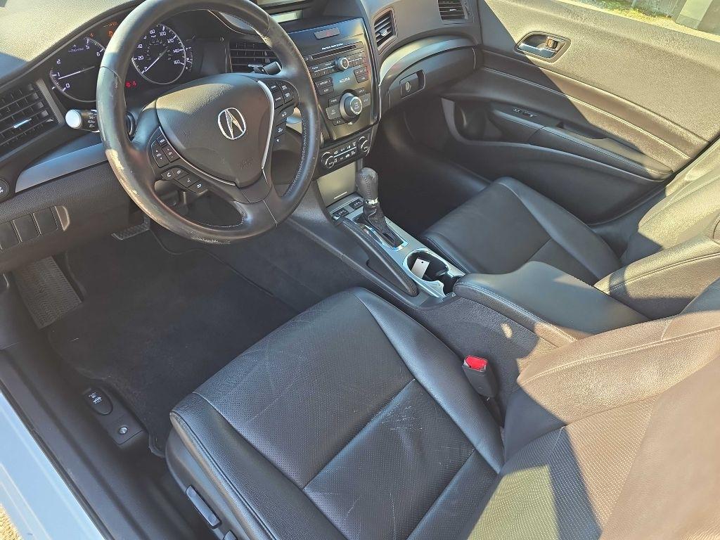 Acura ILX  2013