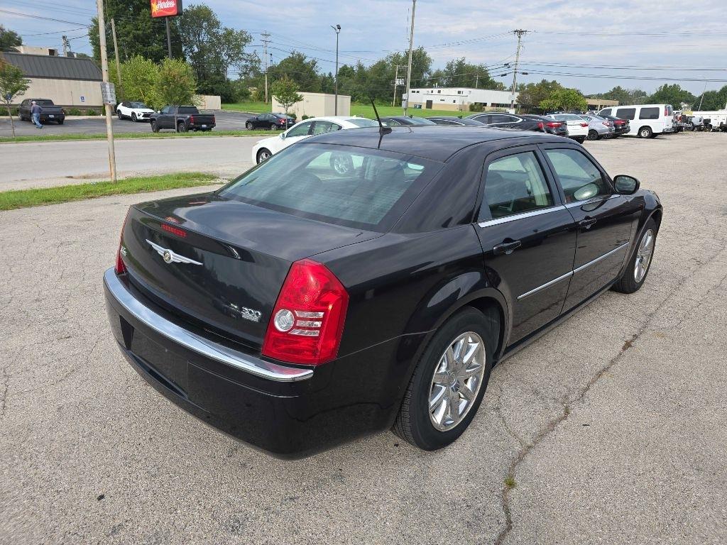 Chrysler 300  2008