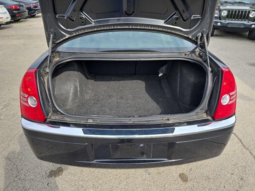 Chrysler 300  2008