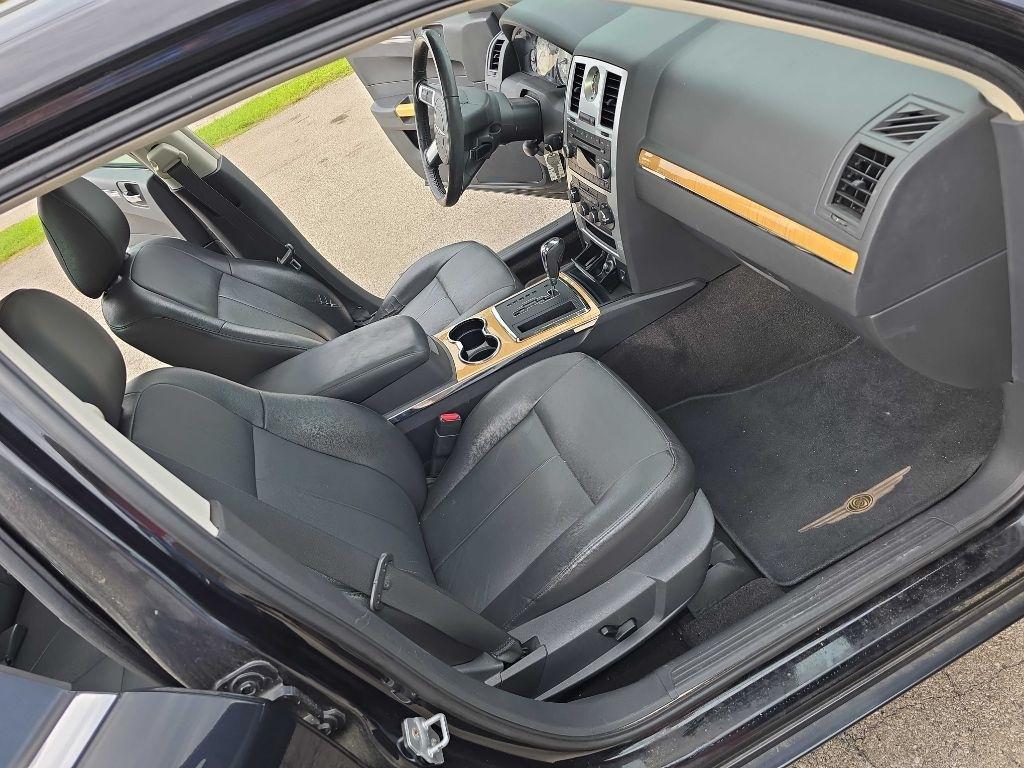 Chrysler 300  2008