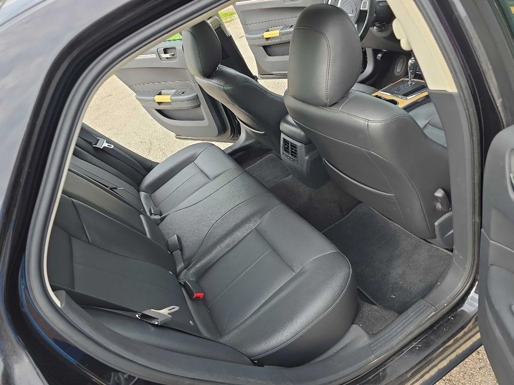 Chrysler 300  2008