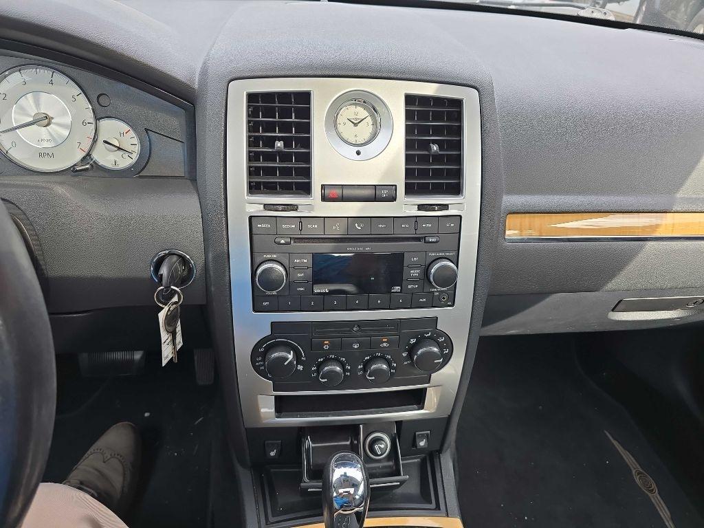 Chrysler 300  2008