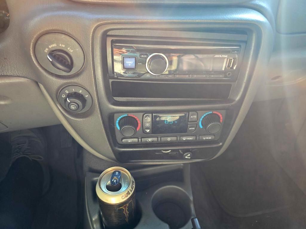 Chevrolet TrailBlazer 4dr 4WD EXT LT 2003