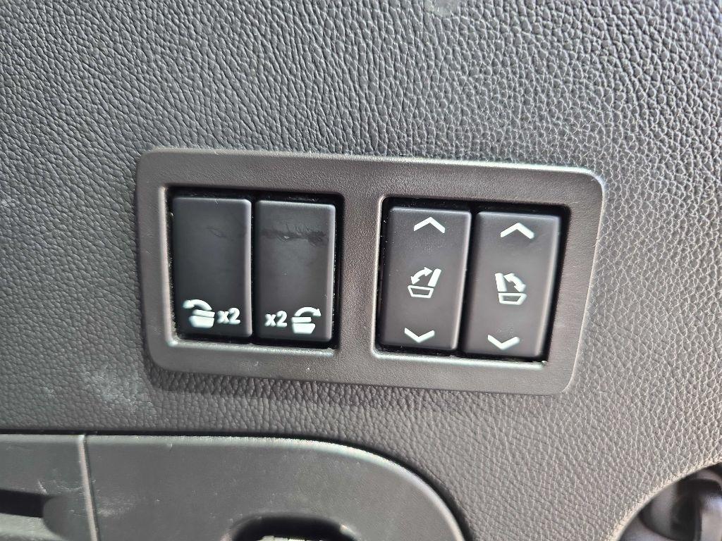 GMC Yukon 4WD 4dr SLT 2020