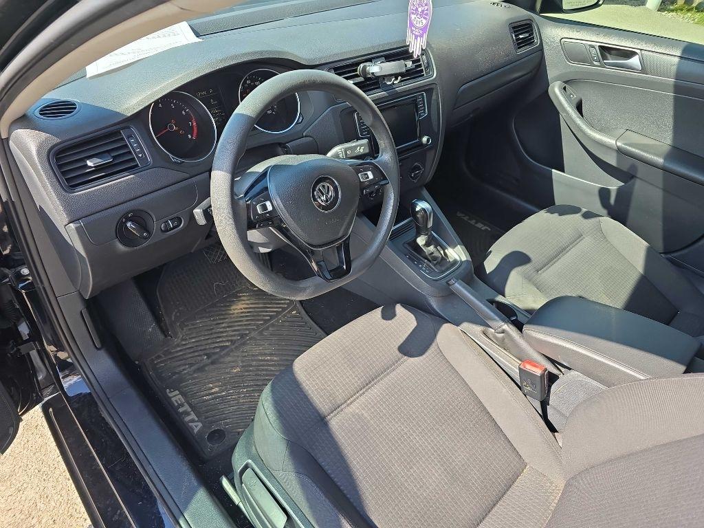 Volkswagen Jetta Sedan 4dr Auto 1.4T S 2016