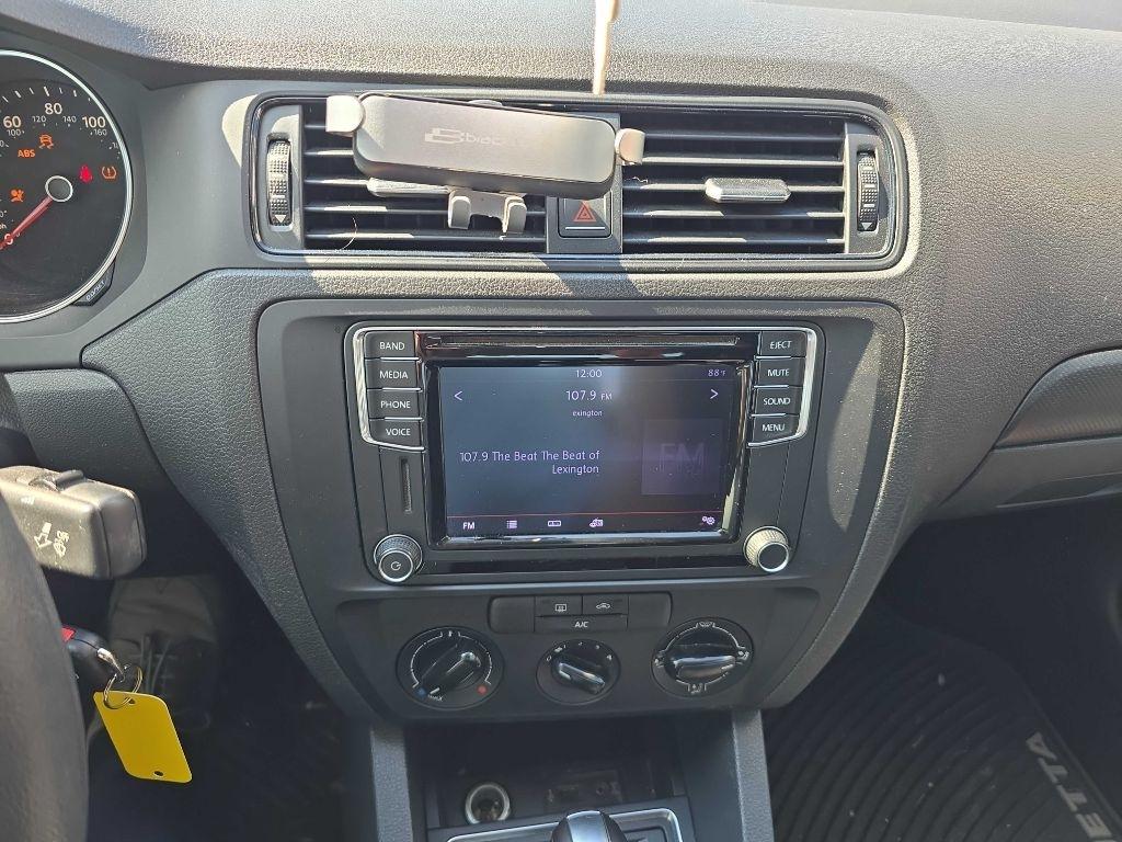 Volkswagen Jetta Sedan 4dr Auto 1.4T S 2016