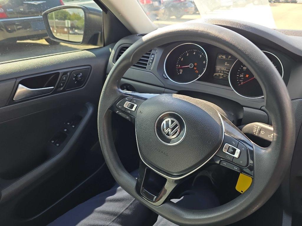 Volkswagen Jetta Sedan 4dr Auto 1.4T S 2016