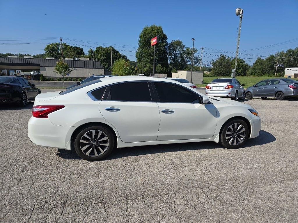 Nissan Altima 2.5 SL Sedan 2016