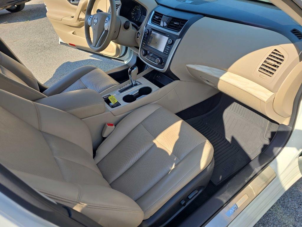Nissan Altima 2.5 SL Sedan 2016
