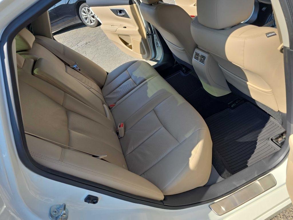 Nissan Altima 2.5 SL Sedan 2016