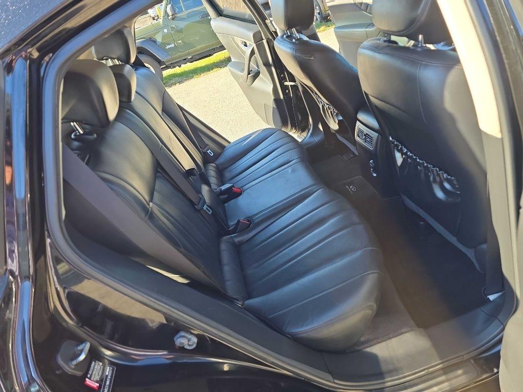Infiniti QX70 AWD 4dr 2015