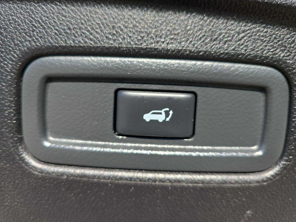Infiniti QX70 AWD 4dr 2015