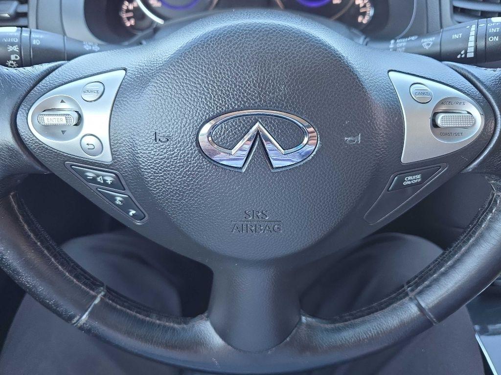 Infiniti QX70 AWD 4dr 2015