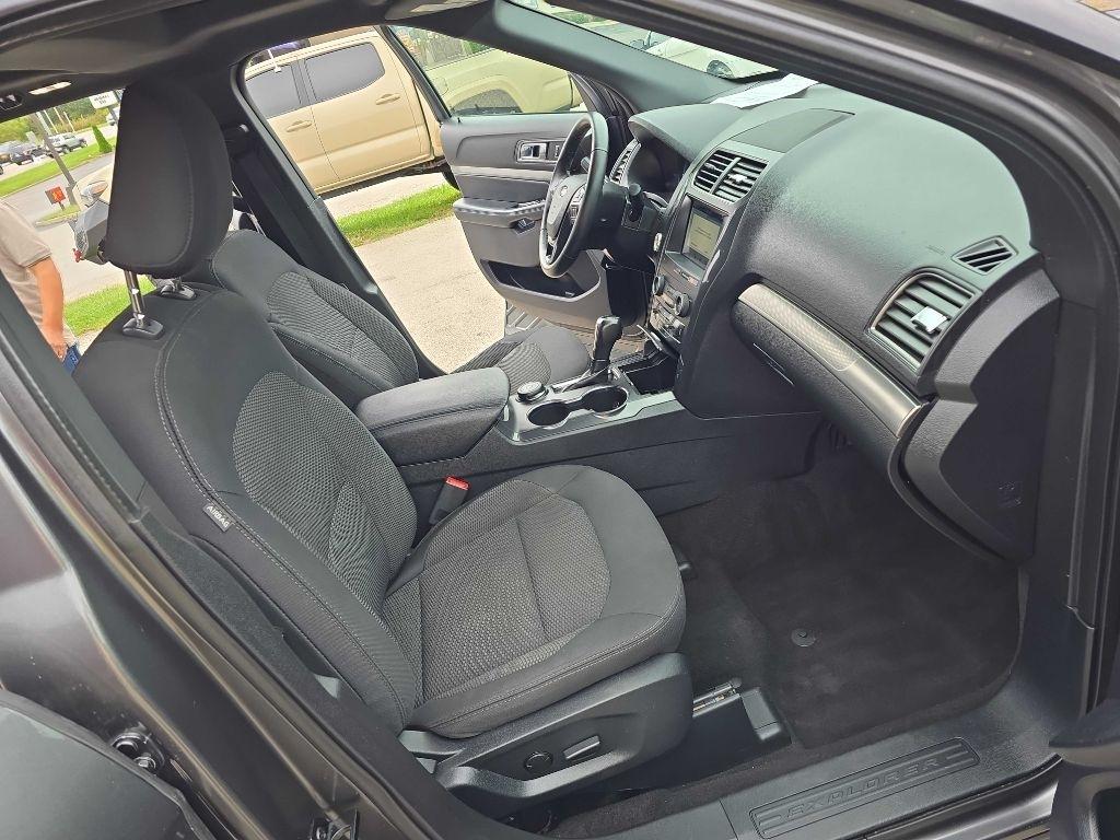 Ford Explorer XLT 4WD 2019